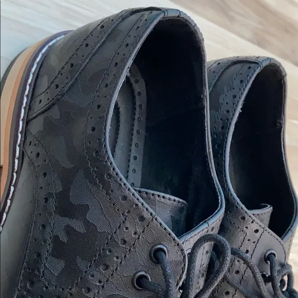 ❤️ Bar III black leather men’s Oxford dress shoes
