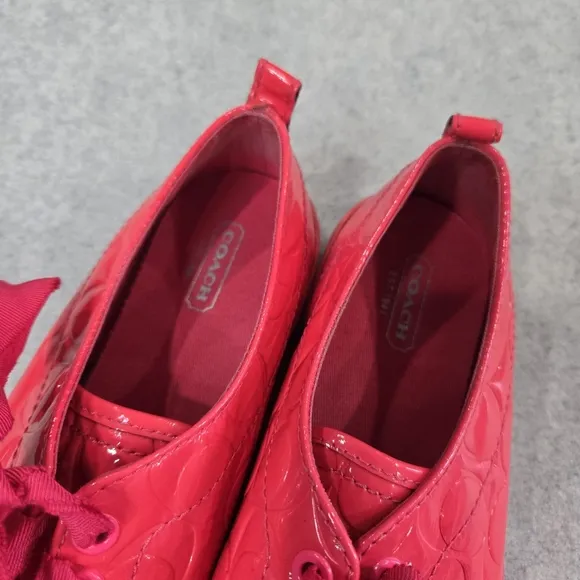 🐢 COACH Suzzy Patent Sneakers w/ ribbon laces. Super Cute! Size 8