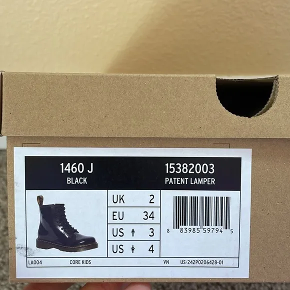🆕 Dr. Martens JUNIOR 1460 Patent Leather Lace Up Boots Size 3 Black