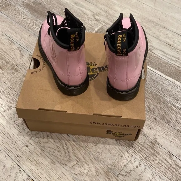 - Dr. Martens Kids Boots in Pink and Black perfect for EASTER FOR YOUR CUT…