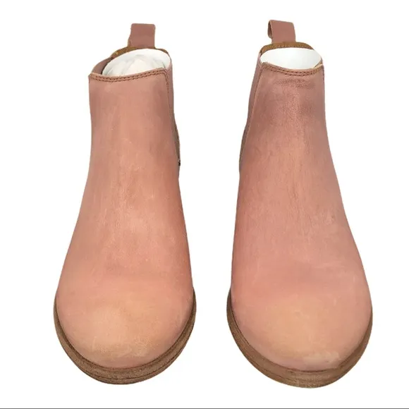 🆕 FRYE Carson Chelsea Ankle Boots Pale Blush Pink