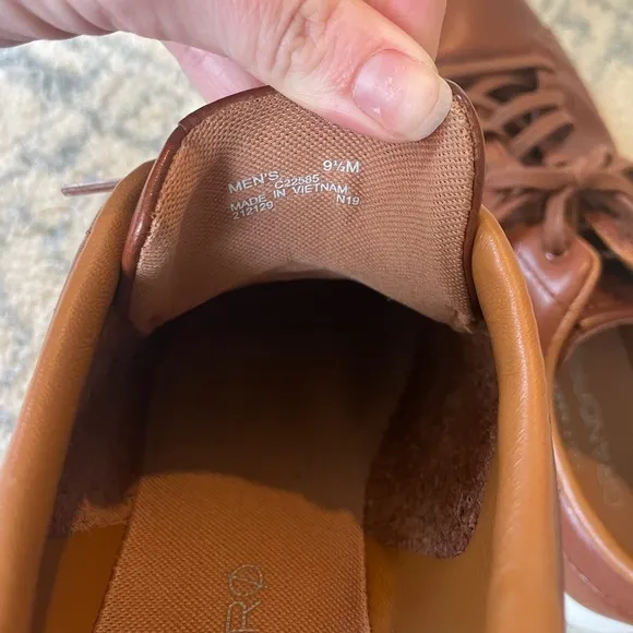 - Men's GrandPrø Tennis Sneakers