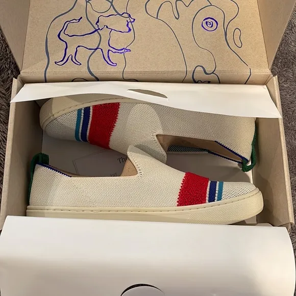 🆕 Rothy’s Kids White Terry Stripe Slip-On Sneakers Size 3 *Retired Color/Design