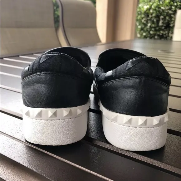 🔥 Valentino Garavani Slip-on Black Sneakers