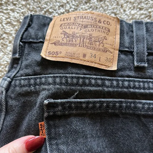 🖤 Vintage Levi’s Orange Tab 505 Black Jeans – Classic &amp; Timeless
