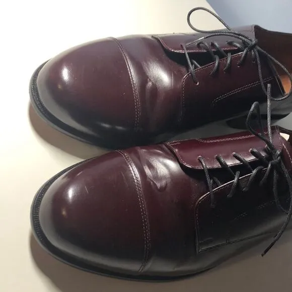 10W Men’s Bostonian Classics Burgundy Dress Shoes