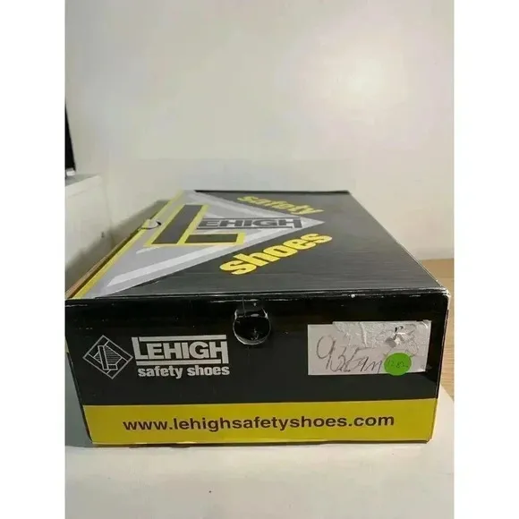 1282. Leheigh Safety Shoes- US 9 Men's