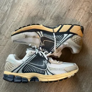 2024Air Zoom Vomero 5 'Since 72'