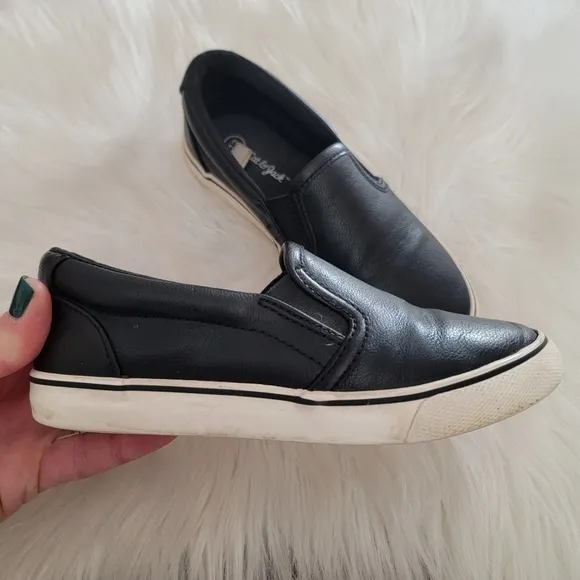 2/$$20 Cat and Jack Black Slip-on Sneakers 13
