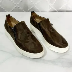 539. Soul Naturalizer Camouflage Slip-On Sneakers with White Soles Womens 9.5 M