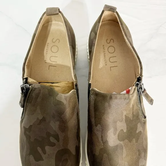 539. Soul Naturalizer Camouflage Slip-On Sneakers with White Soles Womens 9.5 M