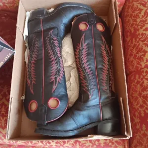 6.5 D Vintage Black Leather Cowboy Cowgirl Boots Texas Brand 1980's IN BOX 8900
