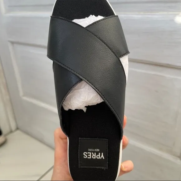ACNE STUDIOS?? Brand new black slippers Sandals US 7