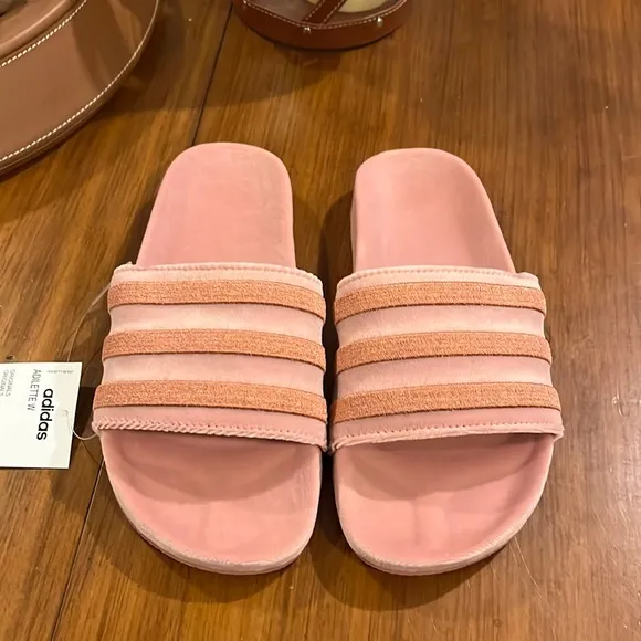 Adidas Adilette slides sandals shoes raw pink new DB0159 Women’s sizes velvet