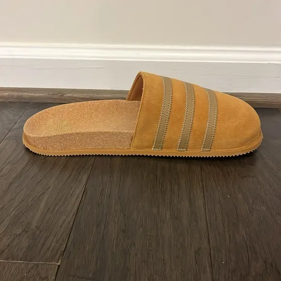 Adidas Adimule shoes slippers slides Mules new GY2555 brown Mens Size 11