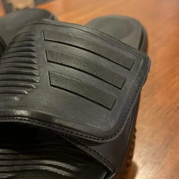 Adidas Alphabounce 2.0 Slides Sandals Shoes new GY9416 black Mens Size 10