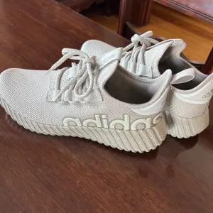 Adidas Beige Sneakers Kaptir Style Size-10.5-NWT