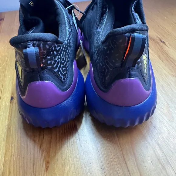 Adidas Black and Purple Sneakers alpha bounce size 10.5 nwt