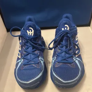Adidas Boys size 5.0 Blue Athletic Sneakers