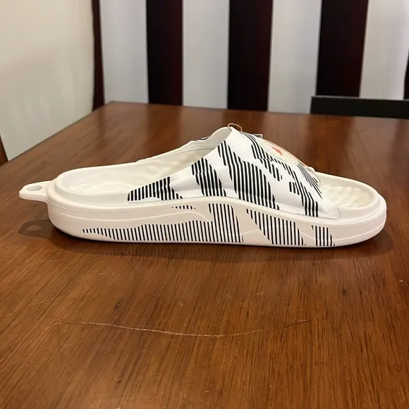 Adidas by Stella McCartney Slide Shoes Sandals new white black Womens Size 8