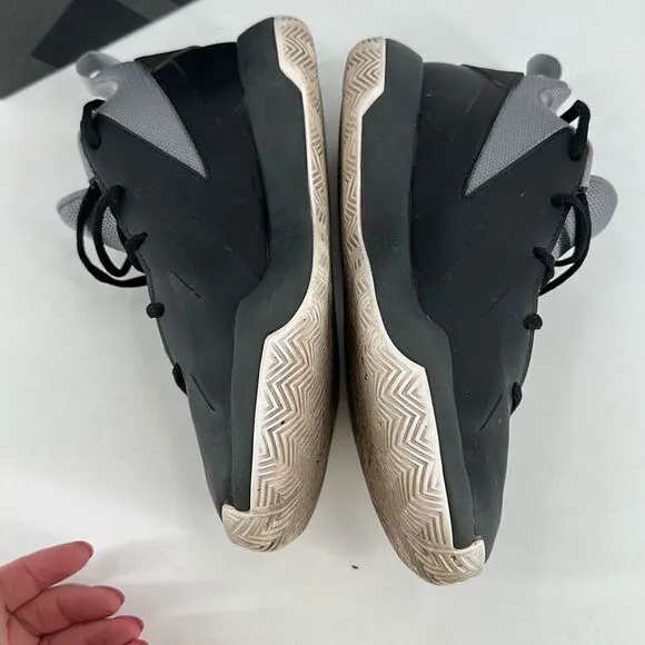 Adidas Cross Em Up Select J Boys Lace Up Basketball Shoes Black White Size 6.5