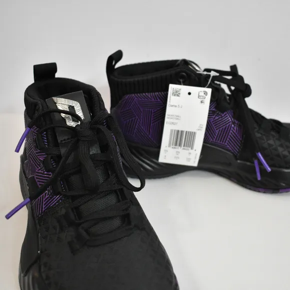 Adidas Dame 5 J Black Panther Basketball size 4