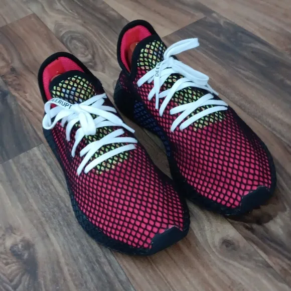 Adidas Deerupt Sneakers