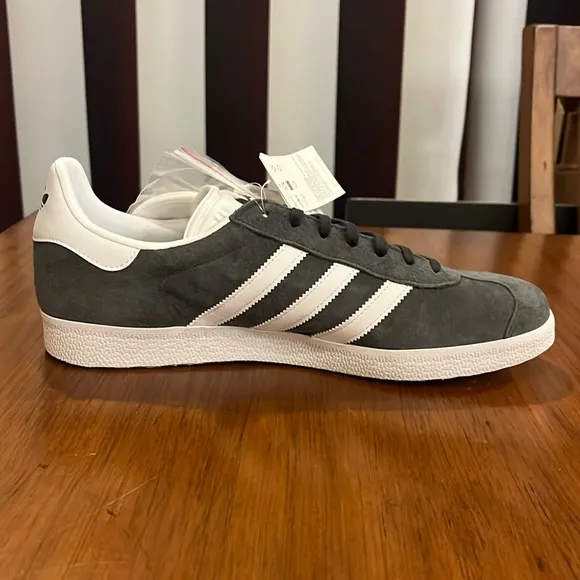 Adidas Gazelle shoes sneakers BB5480 new grey Mens Size 11.5