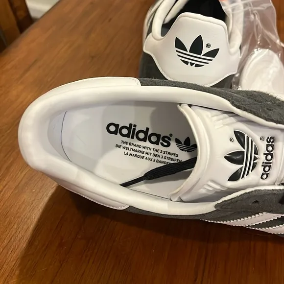 Adidas Gazelle shoes sneakers BB5480 new grey Mens Size 11.5