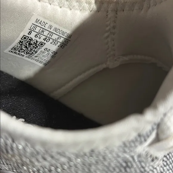 Adidas Gray and White Sneakers for Casual Comfort
