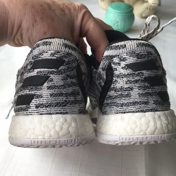 Adidas hardenZebra primeknit sneaker shoe NMD- R1