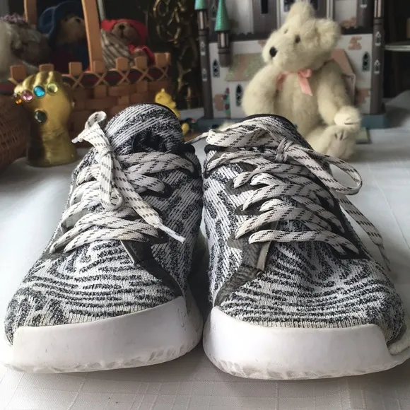 Adidas hardenZebra primeknit sneaker shoe NMD- R1