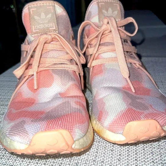 Adidas NMD pink camo sneakers size39.5 EUR IT SAYS 7.5, they run big like 8.5 US
