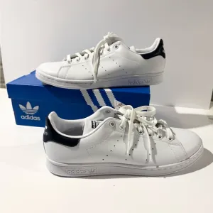 Adidas Originals Stan Smith Leather Sneakers Core White Navy Men’s Size 10 NEW