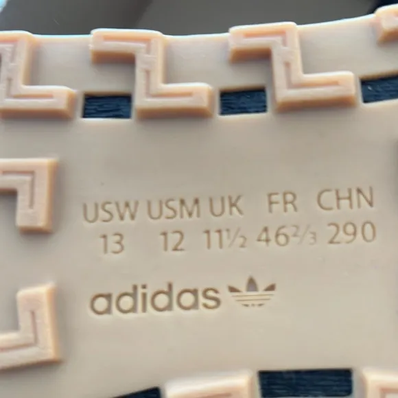 ADIDAS ORIGINALSMen's Retropy E5 Casual Sneakers
