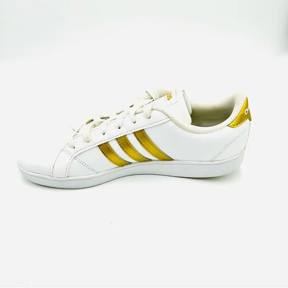 Adidas shoes Baseline K sneakers white and gold men size 7 women size 8.5