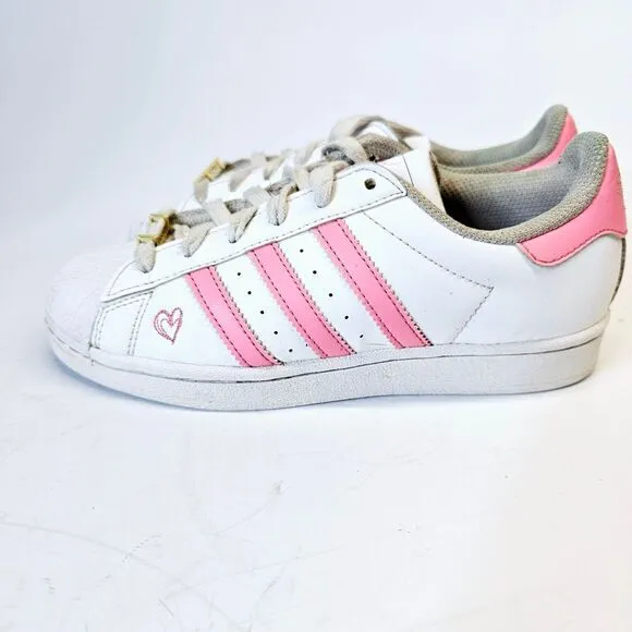 Adidas Superstar White Pink‎ Heart Detail Sneakers Athletic Shoes Girls 4 School