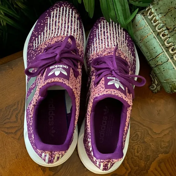 Adidas Swift Run Glory Purple Sneakers