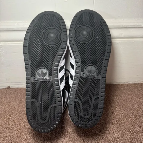 Adidas Top Ten hip tops