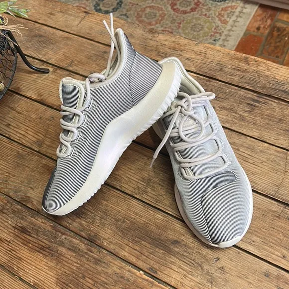 ADIDAS Tubular Shadow Platinum Metallic Trainers Shoes sz6