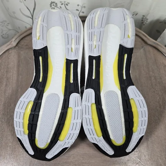 Adidas Ultraboost Light Shoes Size 10, Adidas Black and White Mens Sneakers