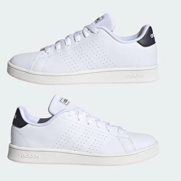 Adidas White Advantage Sneakers Kids sz 11.5