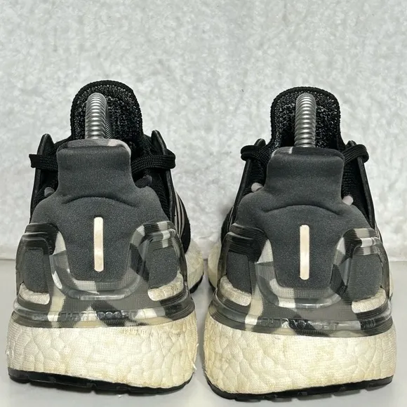 Adidas Womens Black Grey Ultra Boost 20 Running Athletic Sneakers Shoes SZ US 7