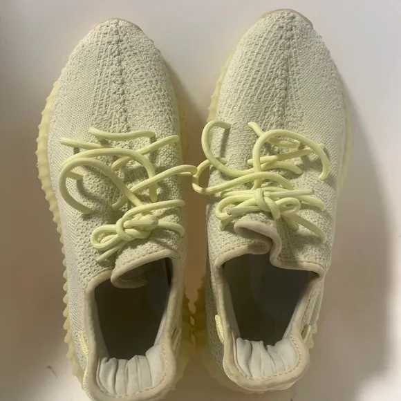Adidas Yeezy Boost 350 V2 Butter Size 9.5Used (No Box)  Light Yellow