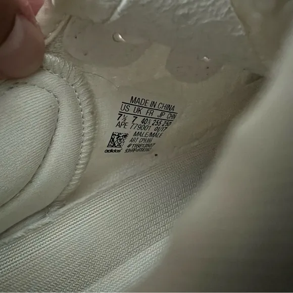 Adidas Yeezy Boost 350 V2 Cream White Triple Sneakers Shoes Men Sz 7.5