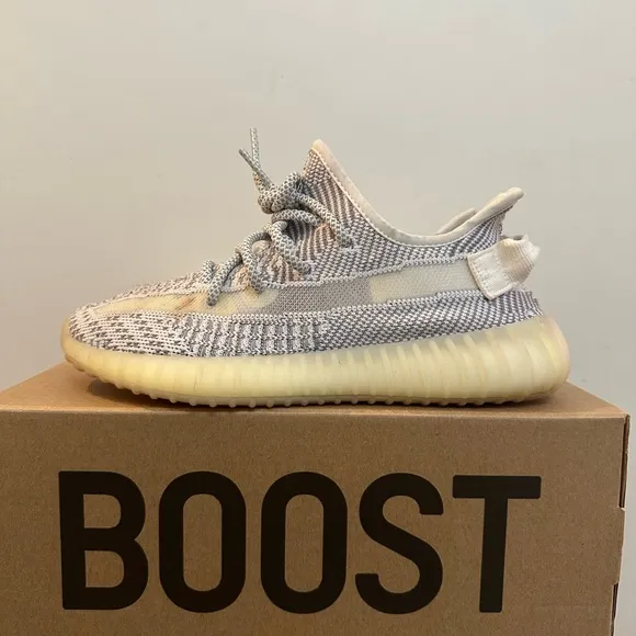 Adidas Yeezy Boost 350 V2 Sneakers