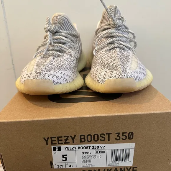 Adidas Yeezy Boost 350 V2 Sneakers