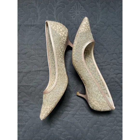 Adrianna Papell LOIS-LC Kitten Heels Blush Valencia 8M Pointed Lace Prom w/Box
