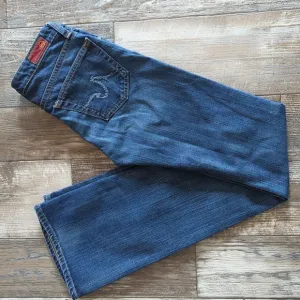 ADRIANO GOLDSCHMIED bootcut jeans style #HN1013-PUR med wash lowrise 25x35L tall