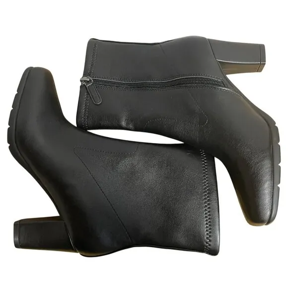 Aerosoles Cinnamon Boot in Black Womens Size 6 Heeled Ankle Boots Side Zip